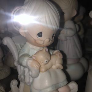 Meet your Posher, Joyce